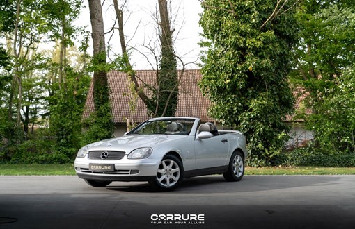 Mercedes-Benz SLK 230